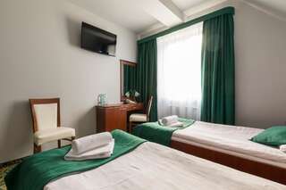 Отель Hotel Skalite Spa & Wellness Щирк Двухместный номер с 1 кроватью или 2 отдельными кроватями-14