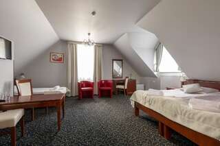 Отель Hotel Skalite Spa & Wellness Щирк Двухместный номер с 1 кроватью или 2 отдельными кроватями-24