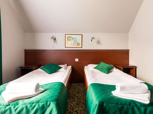 Отель Hotel Skalite Spa & Wellness Щирк-37